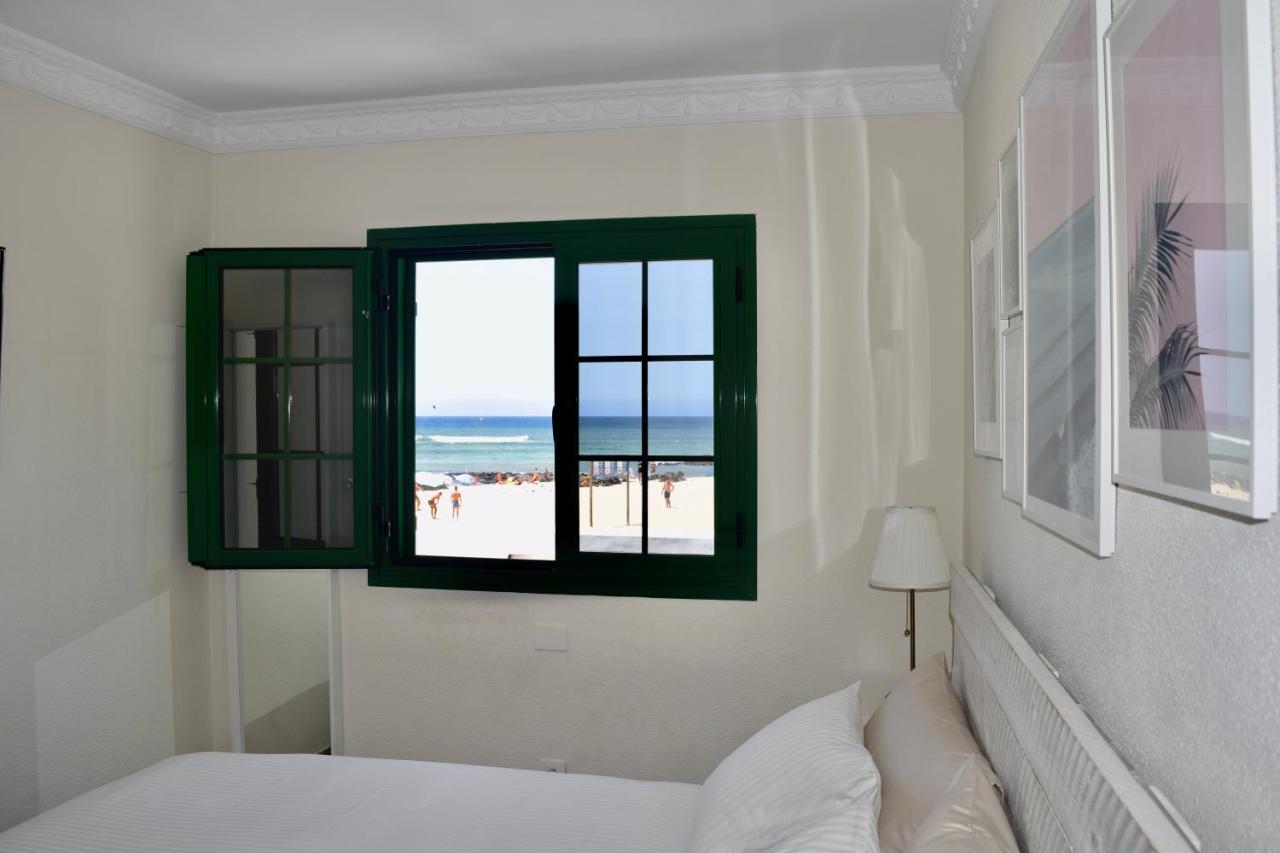 Beachfront Bungalow Cotillo Lagos Exterior photo