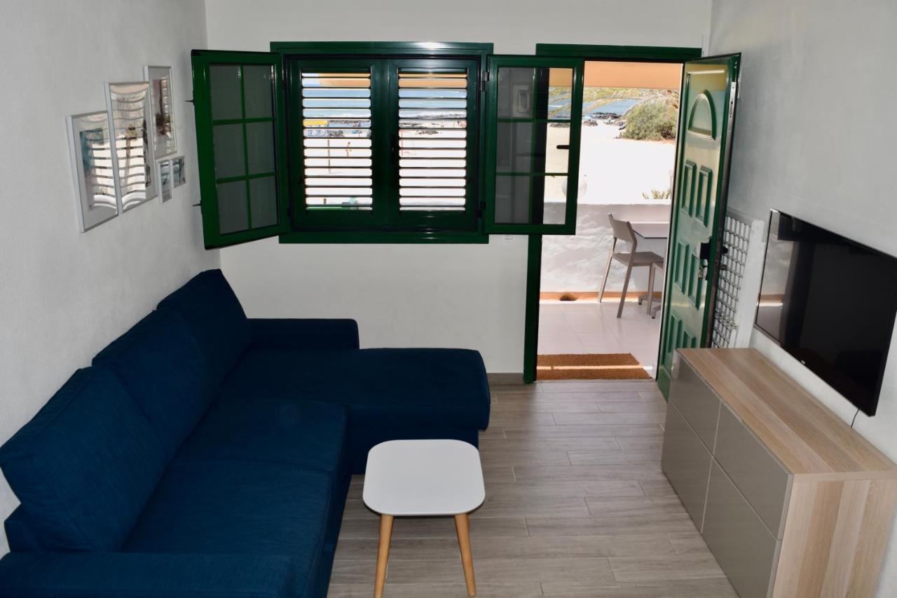 Beachfront Bungalow Cotillo Lagos Exterior photo